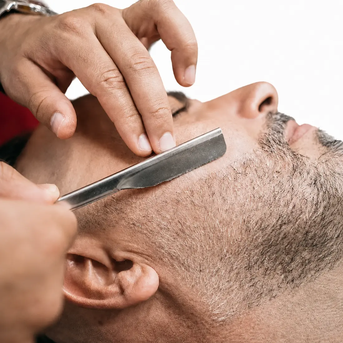 Serviço de barba simples com definição de contornos na Fred’s em Leiria