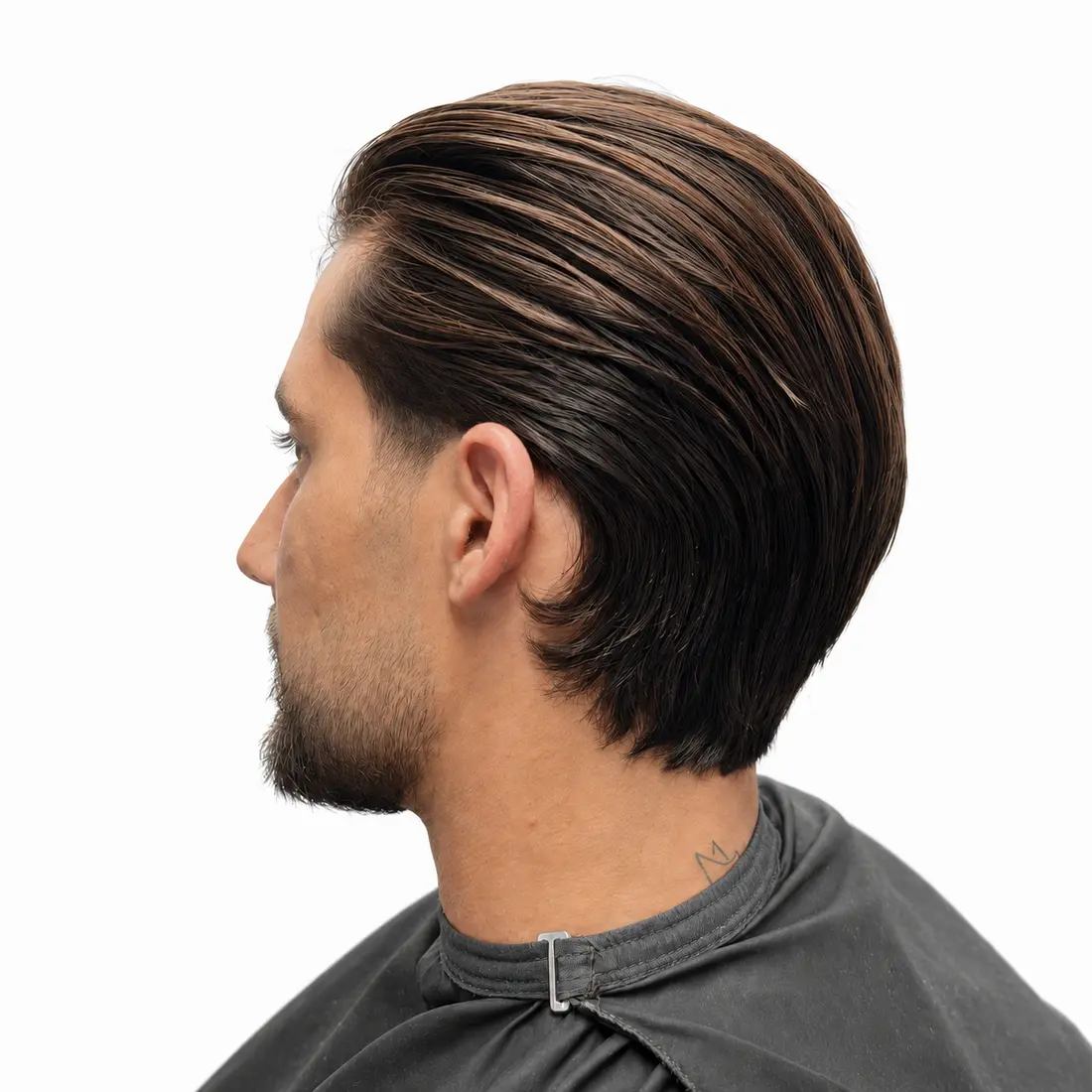 Resultado de corte masculino de cabelo comprido feito à tesoura na Fred’s em Leiria